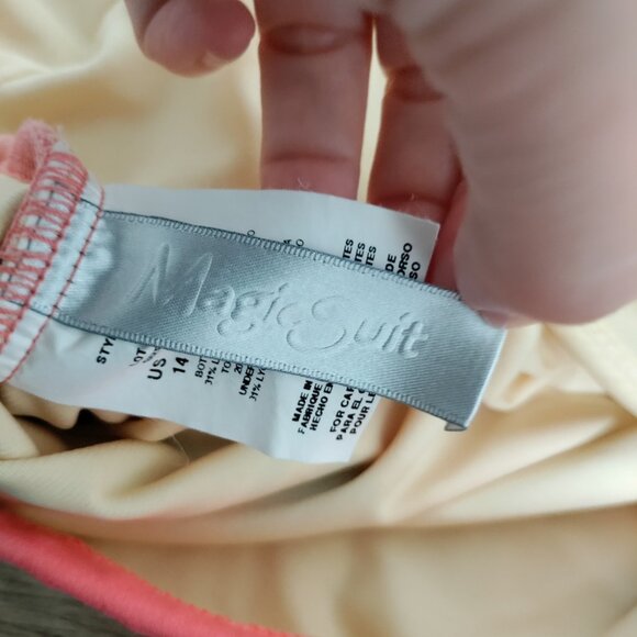 Magicsuit Pink Black  One Piece Swimsuit Size 14 Removable Straps - Picture 3 of 7